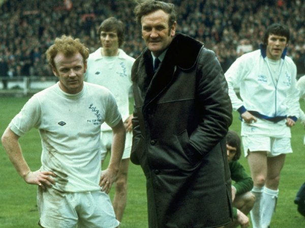 Billy-Bremner-and-Leeds-Manager-Don-Revie_1256693